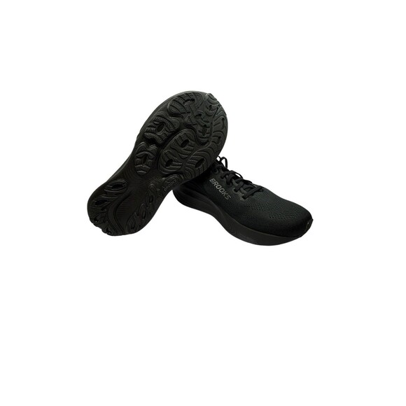Athletic_Shoes